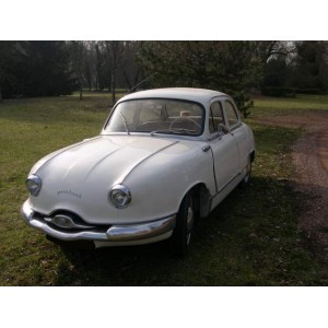 panhard dyna Z12 berline 1956