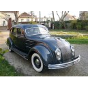 Chrysler Airflow bleu nuit 1934