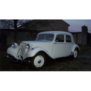 Citroen berline Traction 11BL blanche 1954