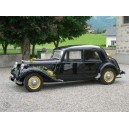 Citroën beline Traction 11BL noir 1954