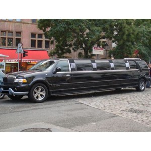 Lincoln Limousine Navigator noir 2008