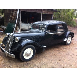 Citroen Traction berline 15-6 1951