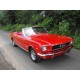 Ford Mustang Cabriolet rouge 1965