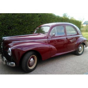 peugeot 203 berline de 1955 