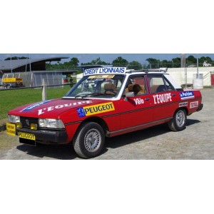 peugeot 604 de 1982 du directeur de course du tour de france