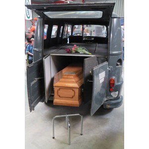 corbillard renault estafette de 1972