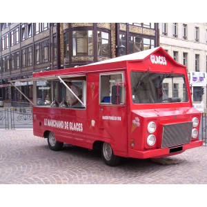 camion glacier peugeot de 1970