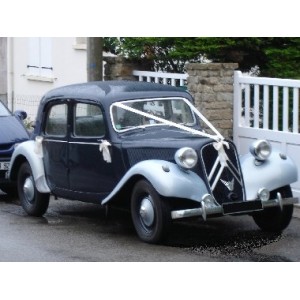 Citroën berline Traction 11 BL 1954